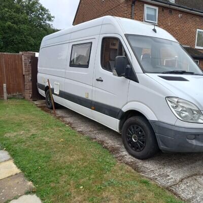 mercedes sprinter camper van