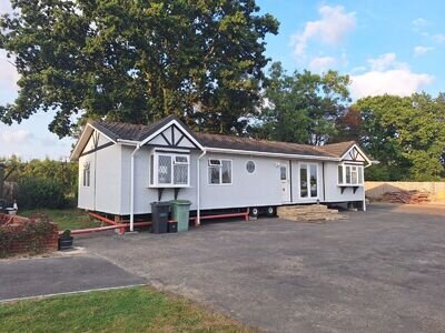 Omar Heritage Twin Lodge Park Home 50x20 off site