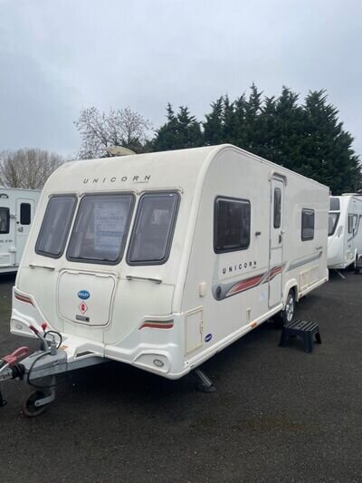 2011 Bailey Unicorn Valencia Fixed bed end washroom,with motor mover