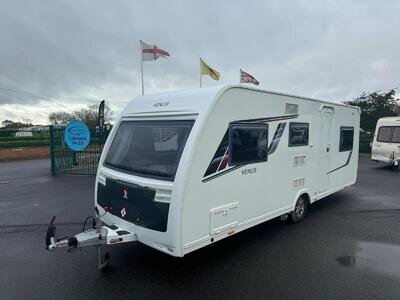 2019 Lunar Venus 590/6 - 6 berth Caravan Stock B088