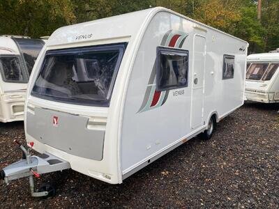 LUNAR VENAS 540 - 2015 - FIXED BED - 4 BERTH - MOVER & AWNING