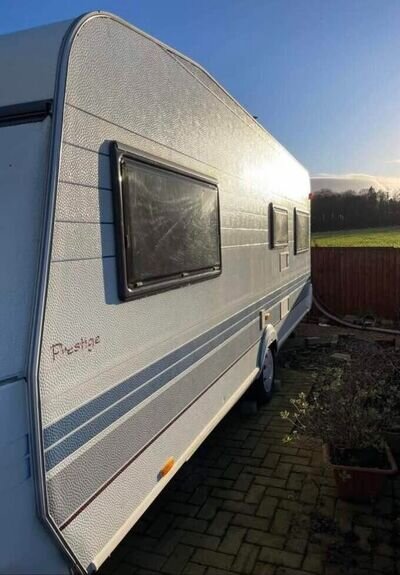 2004 Hobby Prestige Caravan