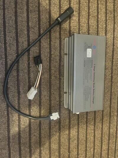 SARGENT PX300 INTELLIGENT BATTERY CHARGER MOTORHOME CARAVAN CAMPERVAN LEISURE