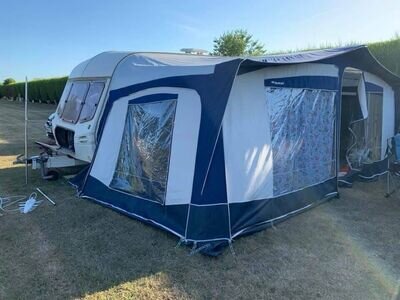 Lunar Premiere 516L Caravan (1996) with Full Awning