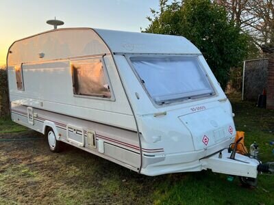 Sprite Continental 500C CARAVAN - 5 BERTH + AWNING + DEHUMIDIFIER