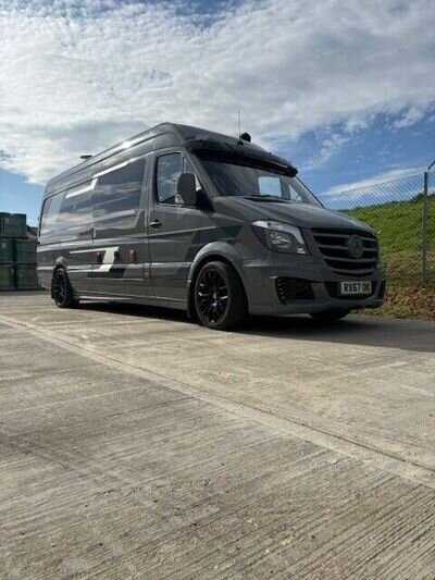 Mercedes Sprinter motor home race van