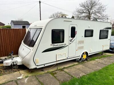 2011 Elddis Chatsworth 526 Special Edition 6 berth fixed bed