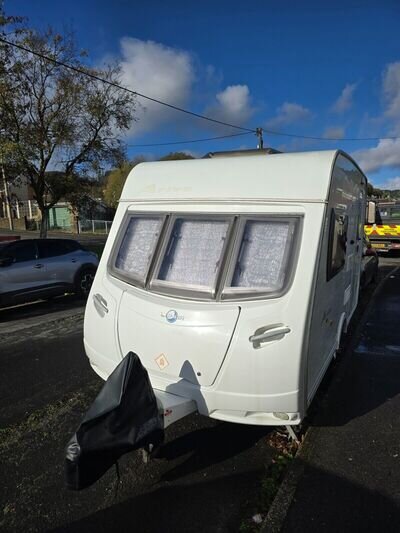 Lunar Ariva 2008 2 Berth Caravan