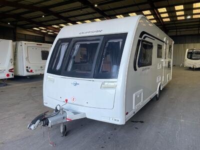 Lunar Quasar 586 6 Berth Fixed Bunk Bed Caravan With Motor Mover