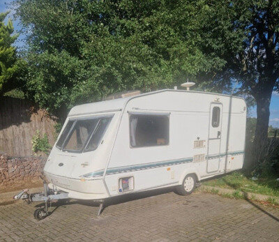 Caravan 1998 -Elddis Hurricane 2-Berth – Awning, No Damps, Minimal TLC!