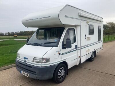 Bessacarr E425 4 berth full mot 69k miles