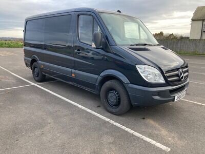 Mercedes Sprinter Camper Van / race van / day van / px