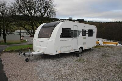 2017 Adria Altea 552 UP Trent Rear North / South Island Bed 4 Berth Caravan