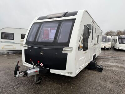 4BERTH LUNAR ALARIA 2017 FIXED ISLAND BED TWIN AXLE WITH QUAD MOVER&SWARRANTY