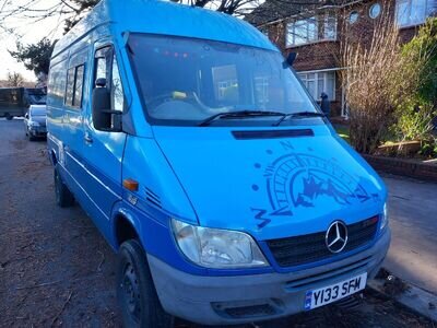 4X4 Mercedes Sprinter 2001