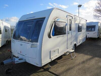 Lunar Quasar 544 Fixed Bed 4 Berth