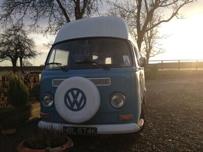 VW Transporter Campervan T2 1971/1972 Hightop - rare and very cool