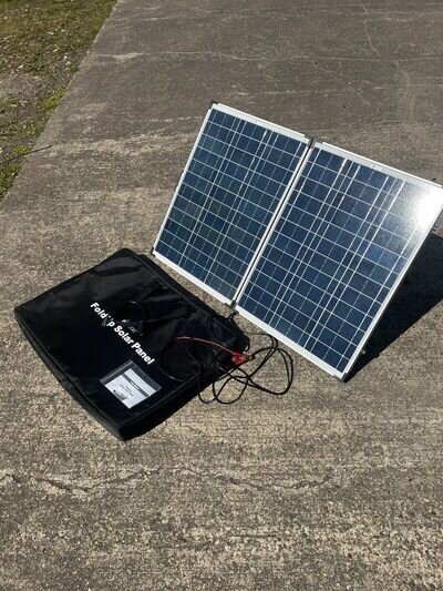 Caravan/Motorhome PV Logic 90W Fold Up Solar Panel Kit Portable Battery Charging