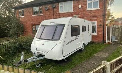 Elddis Avantè 464 single axle 4berth fixed bunk bed touring caravan