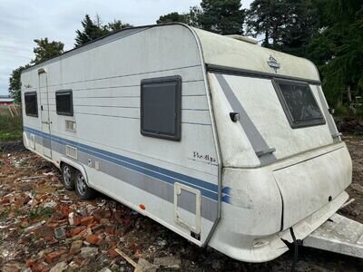 2003 Hobby caravan twin axle alloys 4 berth