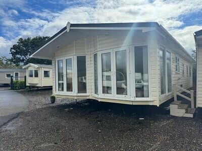 PRE-OWNED COSALT MATISSE TWIN LODGE 2005 35X20 3 BEDROOMS