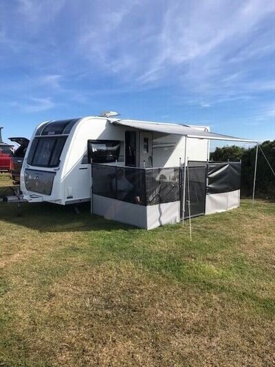 2016 ELDDIS AFFINITY 554 with DOG ENCLOSURE and PULL-OUT AWNING IMMACULATE