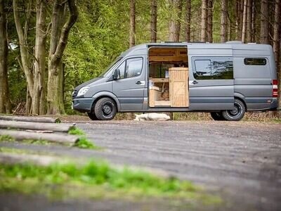 Mercedes Sprinter Camper Van