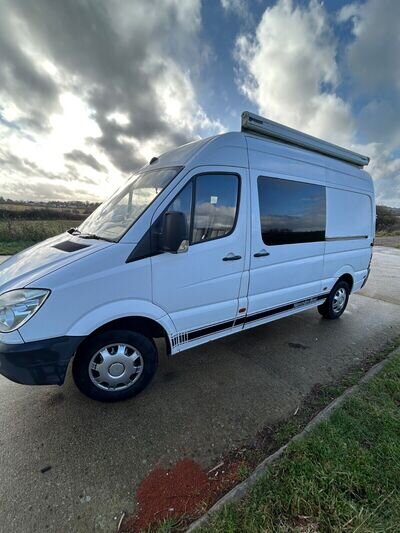 Mercedes Sprinter Race Van/Camper van