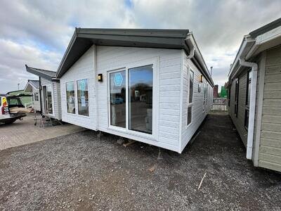 Twin Lodge For Sale - Willerby Boston Twin Lodge 40x20ft / 2 Bedrooms