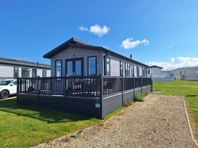 2 Bedroom Lodge- 14x40 - near the beach in Newquay/Perranporth, 12 month season