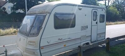 STtunnjng Condition 2 Berth 1995 Avondale Delivery Possible