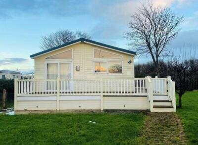 STUNNING LUXURY LODGE FOR SALE IN TOWYN