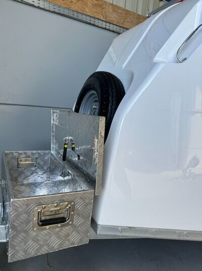 Brand New Apache Box Van Trailer 8x4 with Roof Bars, Shutter & Alloy Tool box