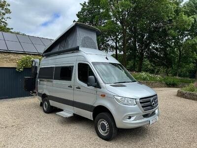 Hymer Grand canyon S 4x4 4 Berth 4 Seatbelts Rear Bed Motorhome For Sale