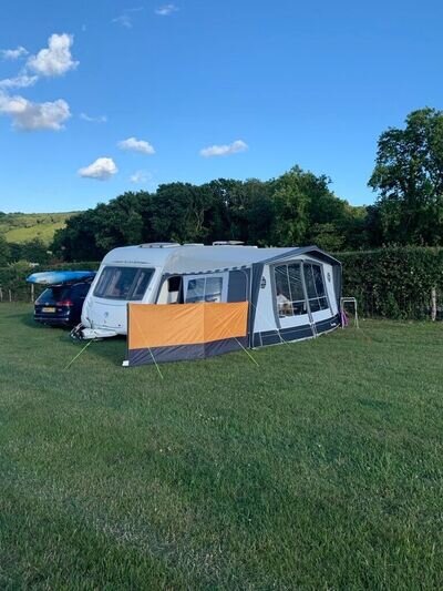 2007 Swift Challenger 2 Berth Caravan with full awning motor mover