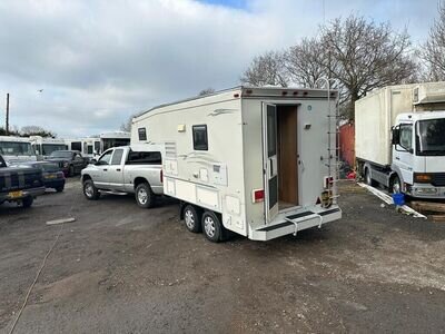 NORTHSTAR DEMOUNTABLE NOW MOUNTED ON 5TH WHEEL TRAILER! ONLY 20FT LONG!