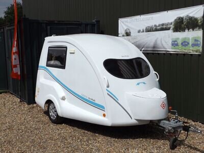 2016 Go pod Standard Plus lightweight caravan + awning